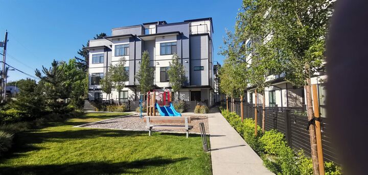 Property Photo:  16828 Boxwood Drive 13  BC V4N 6T2 