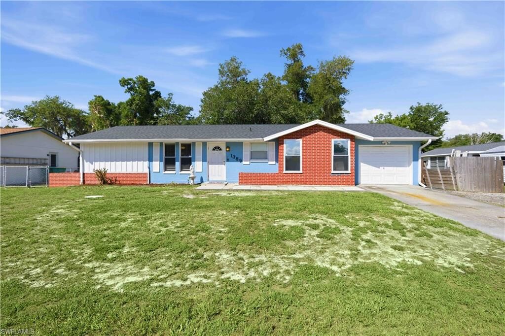 Property Photo: 1389 Truval Ter FL 33952