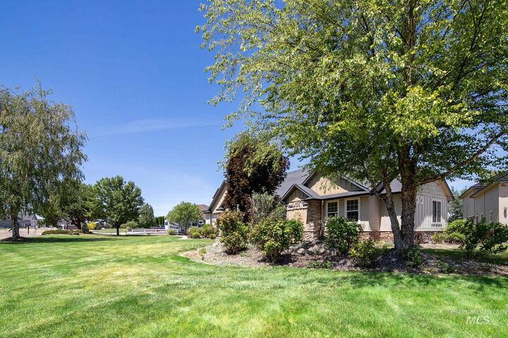 Property Photo:  6850 Purple Sage  ID 83669 