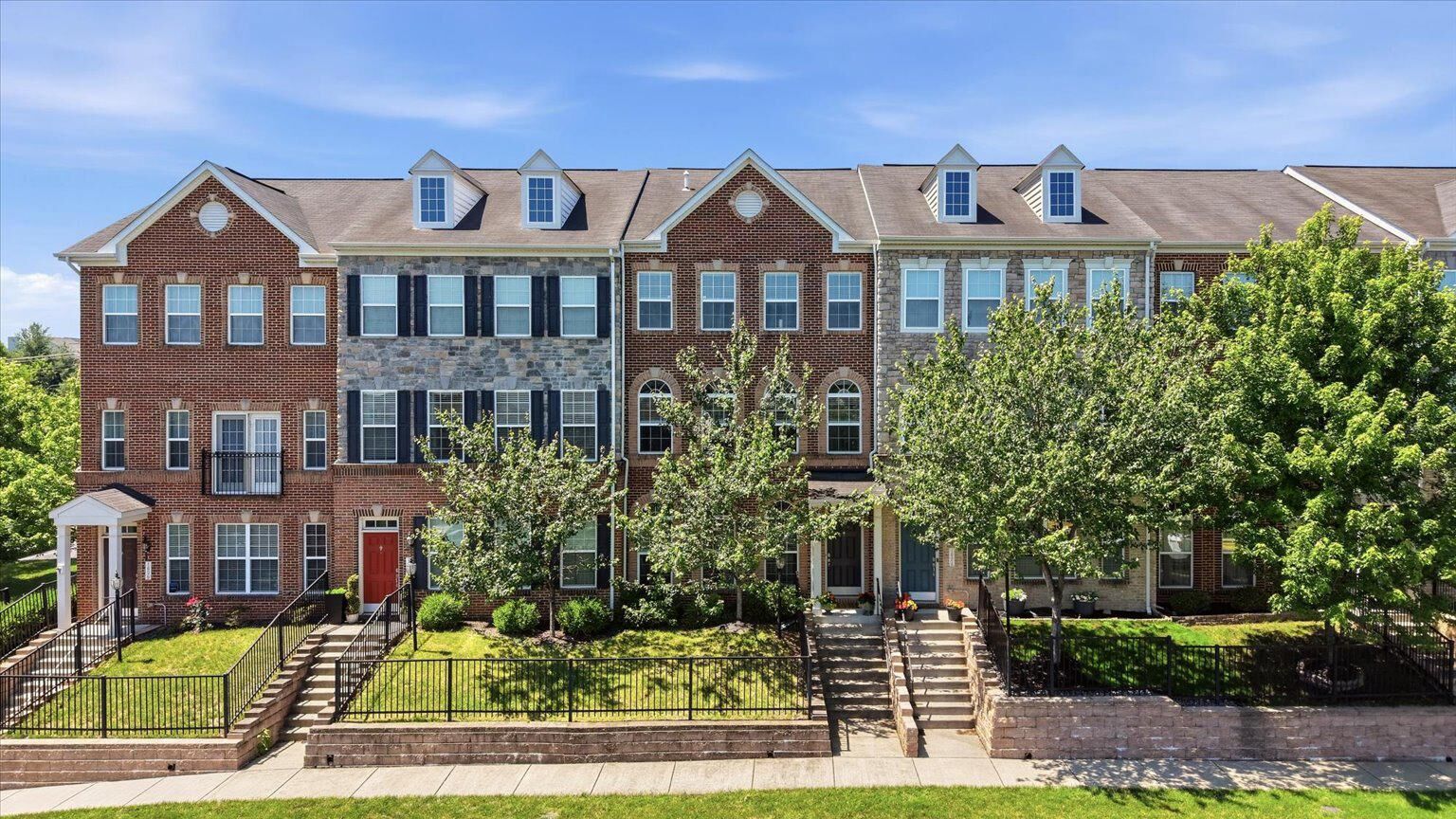 Property Photo:  1626 Lismore Terrace NE  VA 20176 