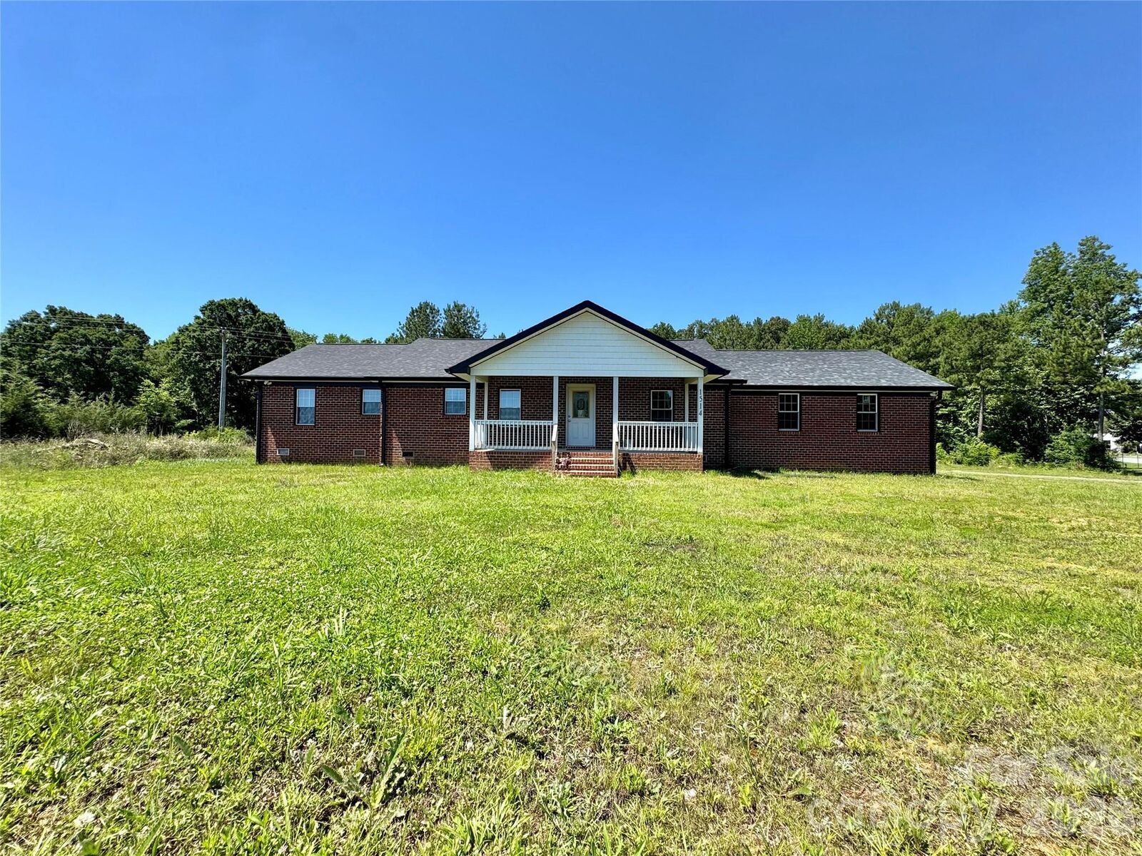 Property Photo: 1514 Clarence Secrest Road NC 28110