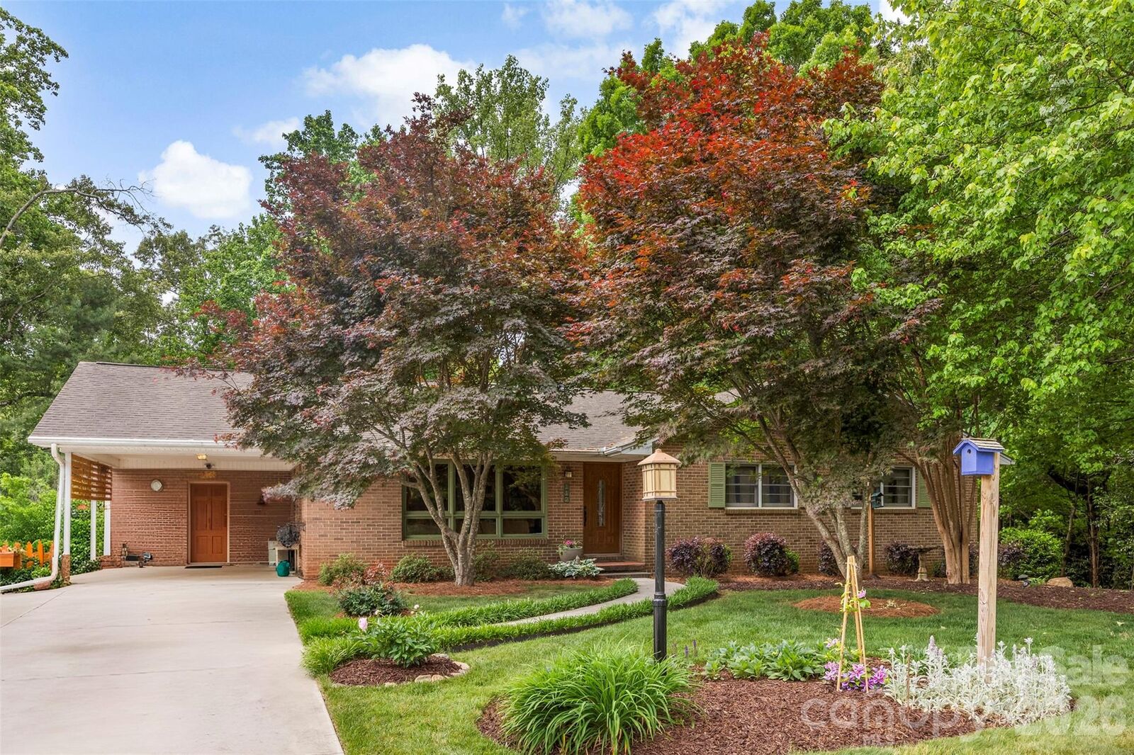 Property Photo:  112 Amity Circle  NC 28012 