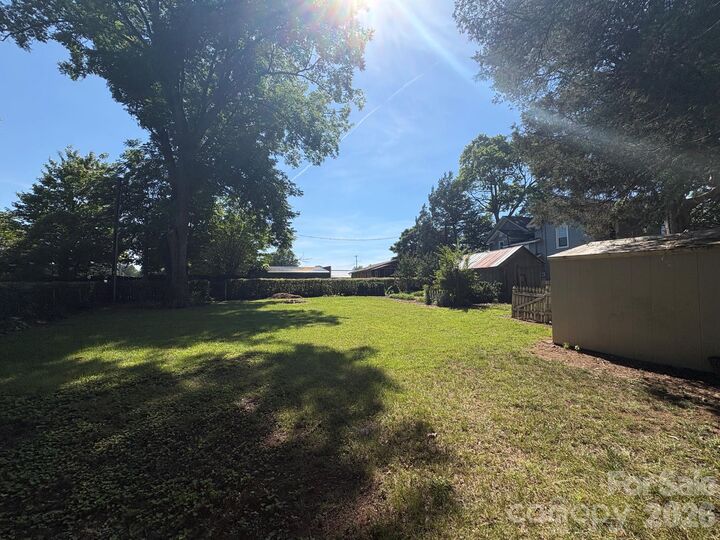 Property Photo:  114 N Harris Street  NC 28023 