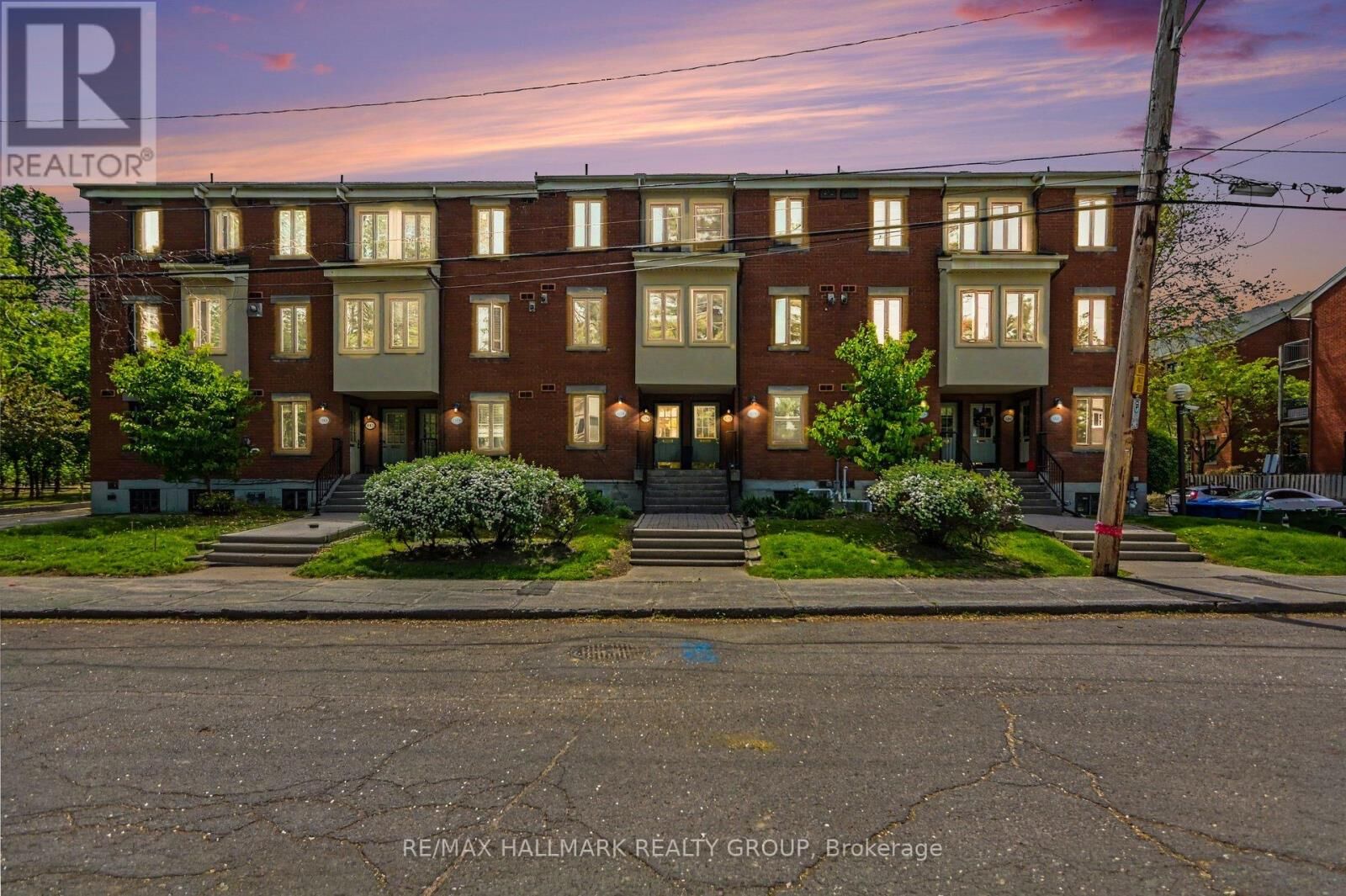 Property Photo:  1168 Blasdell Avenue  ON K1K 4H5 