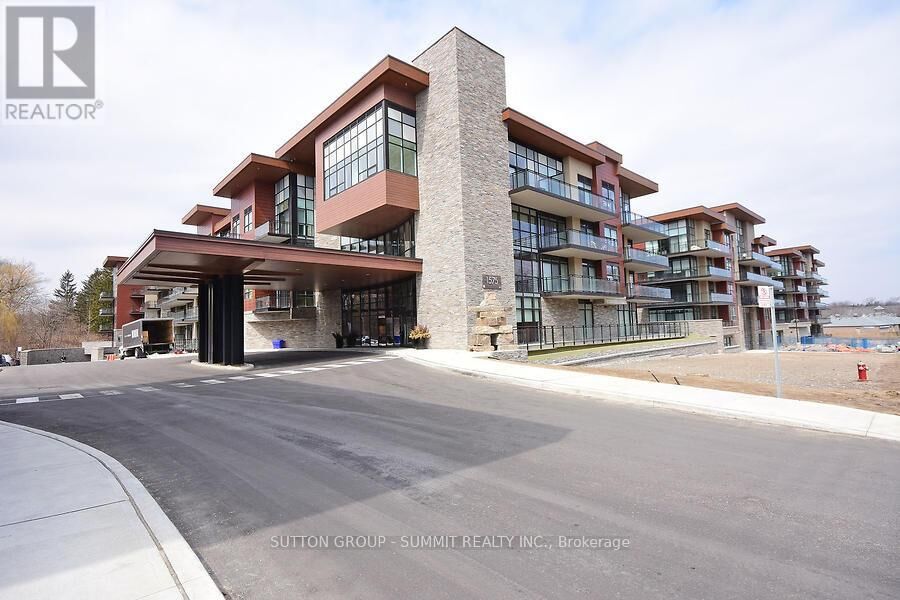 Property Photo:  1575 Lakeshore Road West 428  ON L5J 1J4 