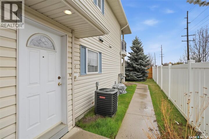 Property Photo: 203C 425 Keevil Crescent SK S7N 4R9