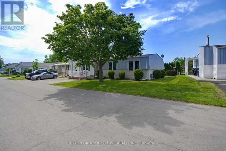 Property Photo:  31 Linden Lane  ON L9S 1N8 