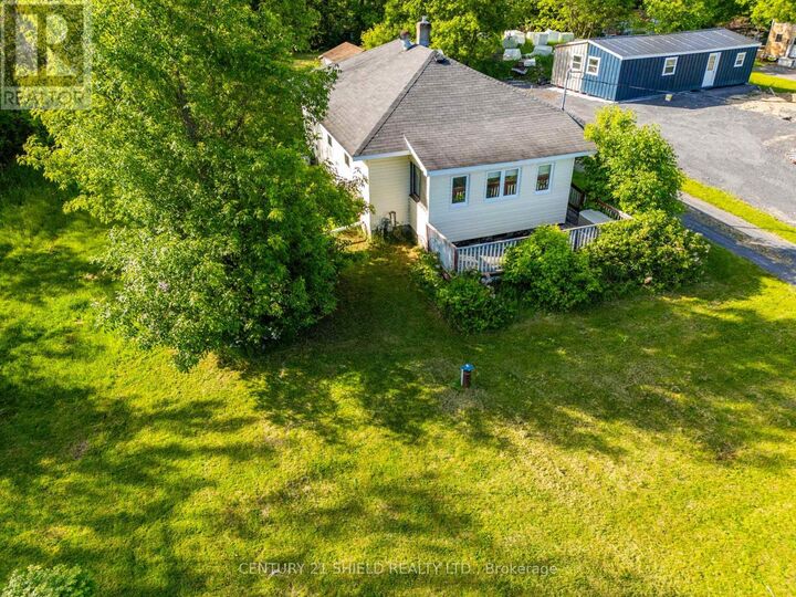 Property Photo:  16587 South County 36 Road  ON K0C 1P0 
