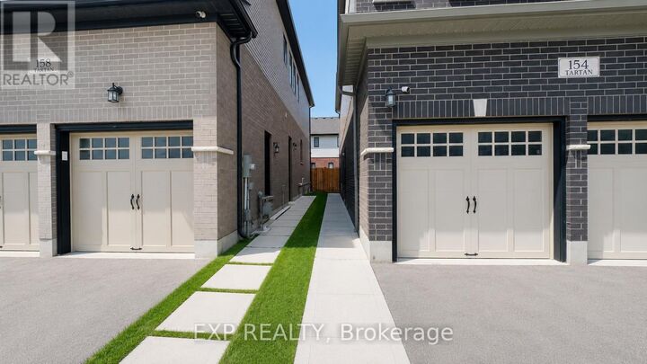 Photo de la propriété:  154 Tartan Avenue Lower  ON N2R 0N3 