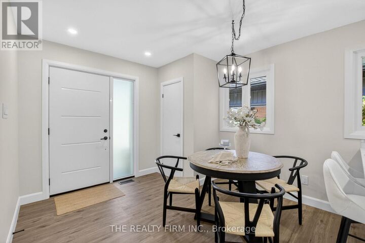 Property Photo:  493 Cypress Avenue  ON N6H 3R4 