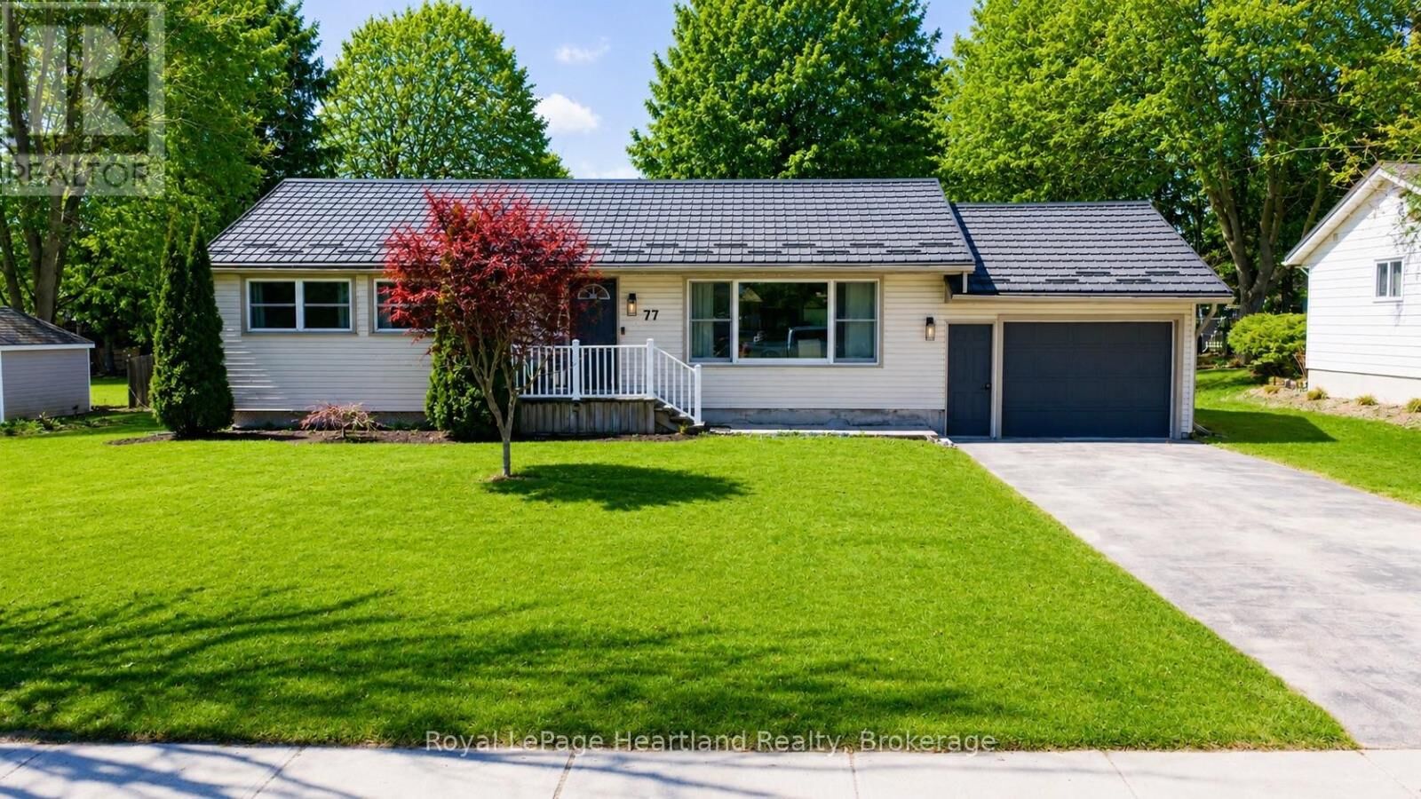 Property Photo:  77 Chalk Street North  ON N0K 1W0 