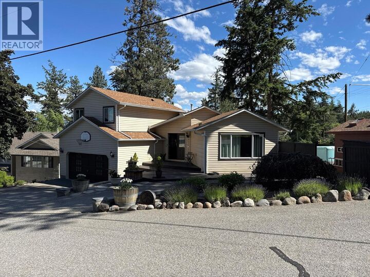 Property Photo: 3037 Country Hills Lane BC V4T 1C3