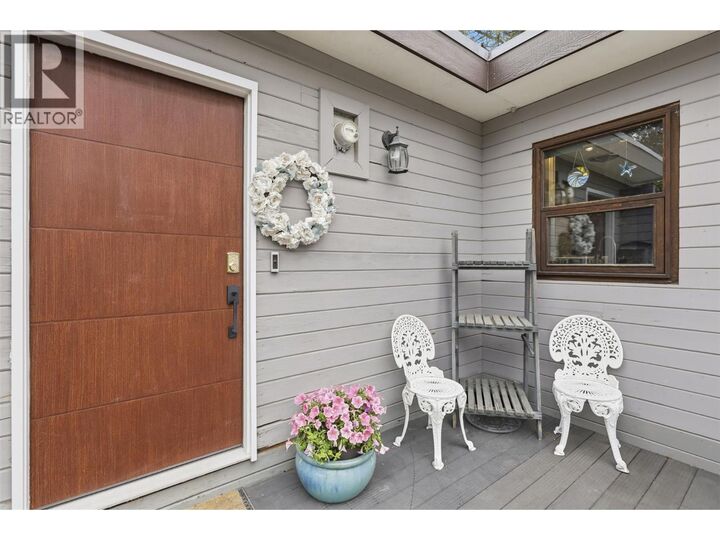 Property Photo:  963 Gleneagles Drive  BC V2E 1K4 