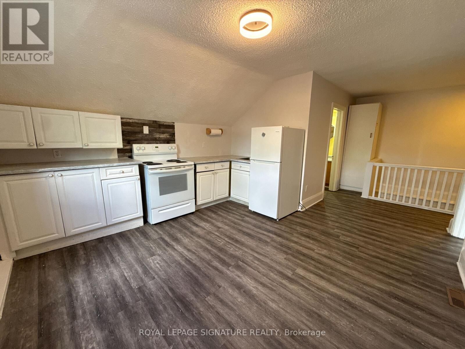 Property Photo:  81 Coulter Avenue  ON M9N 1P7 