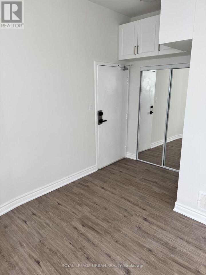 Property Photo:  765 Pape Avenue 206  ON M4K 3T2 