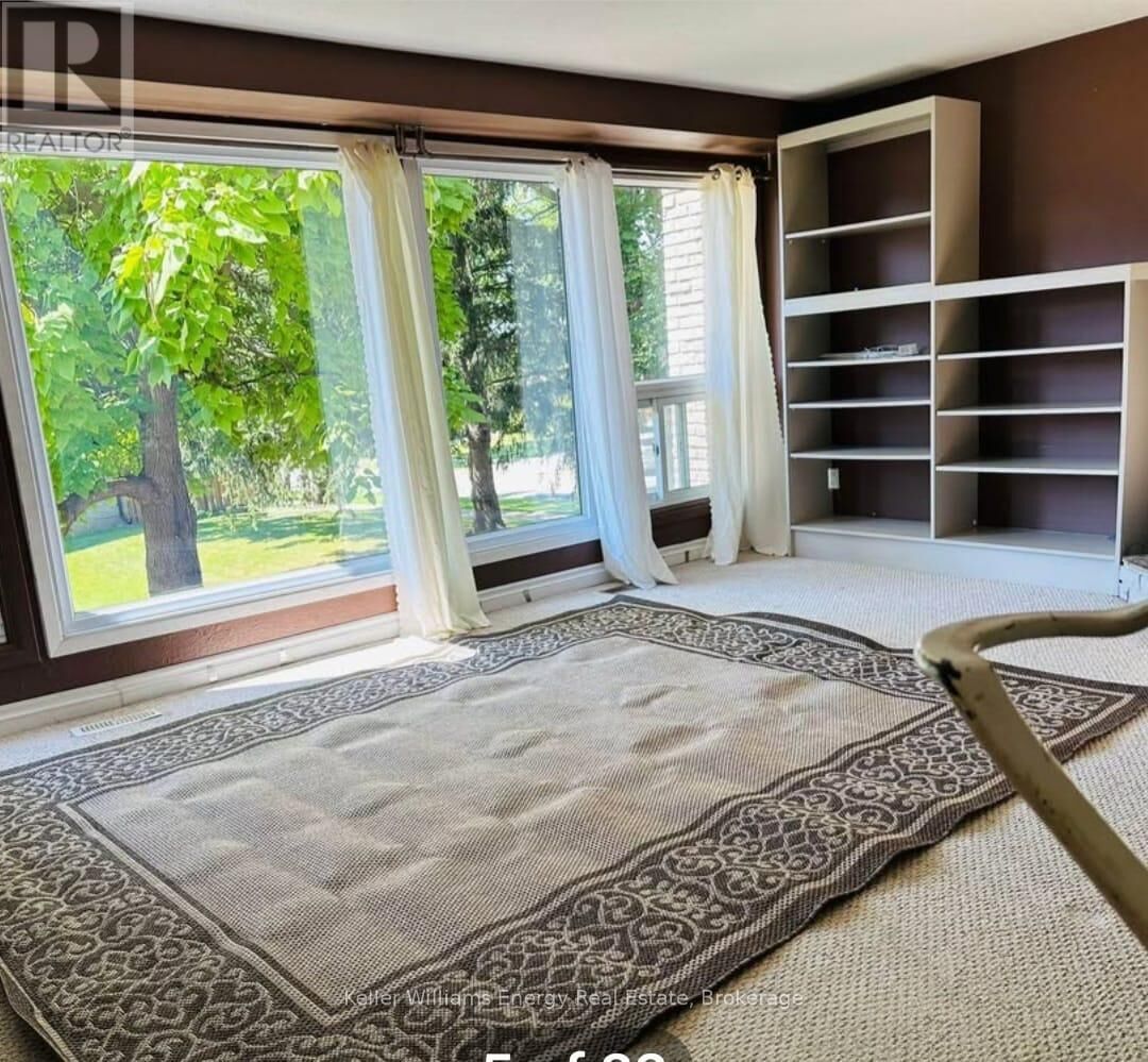 Property Photo:  12 Chiddington Gate  ON N6C 4Y3 