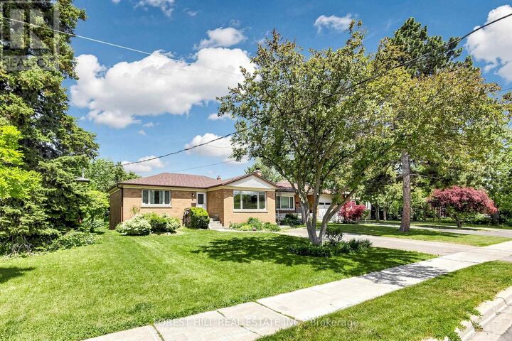 Property Photo:  308 Hendon Avenue  ON M2M 1B2 