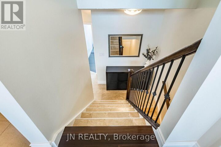 Photo de la propriété:  188 Mill Street South 409  ON L6Y 1T8 