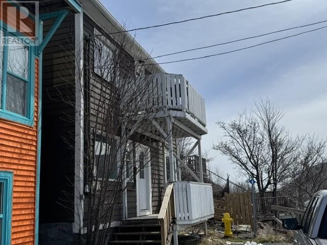 Property Photo:  4 Lower Battery Road  NL A1C 4H2 