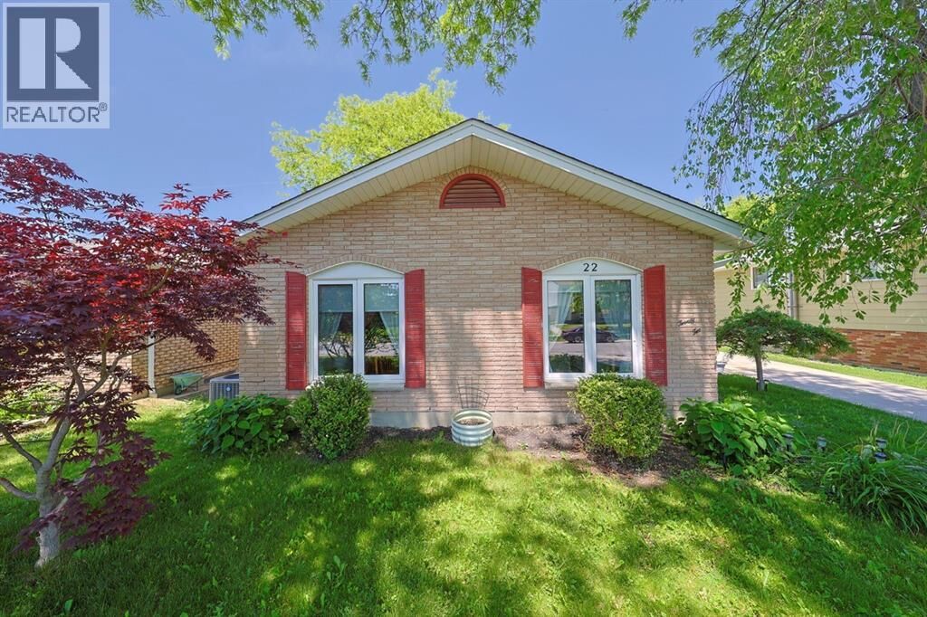 Property Photo:  22 Turner Drive  ON N7S 4L1 
