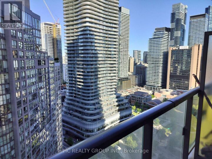 Property Photo:  955 Bay Street 2218  ON M5S 2A2 