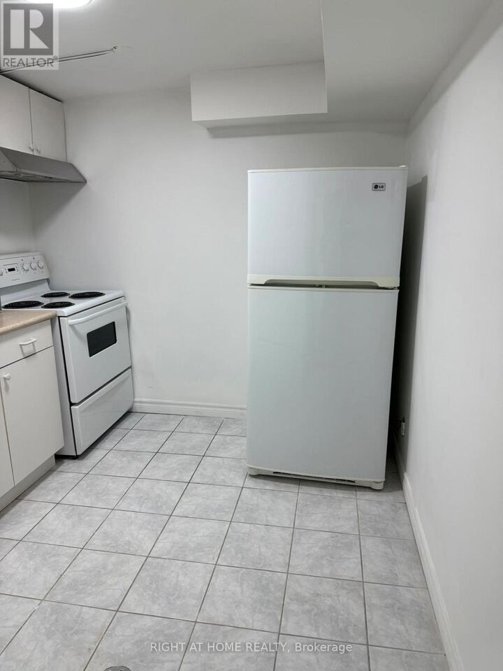 Property Photo: 259 Tall Grass Trail Basement ON L4L 3P7