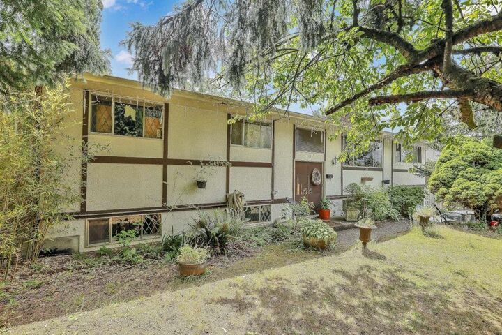 Property Photo: 15064 Peacock Place BC V3R 4W4