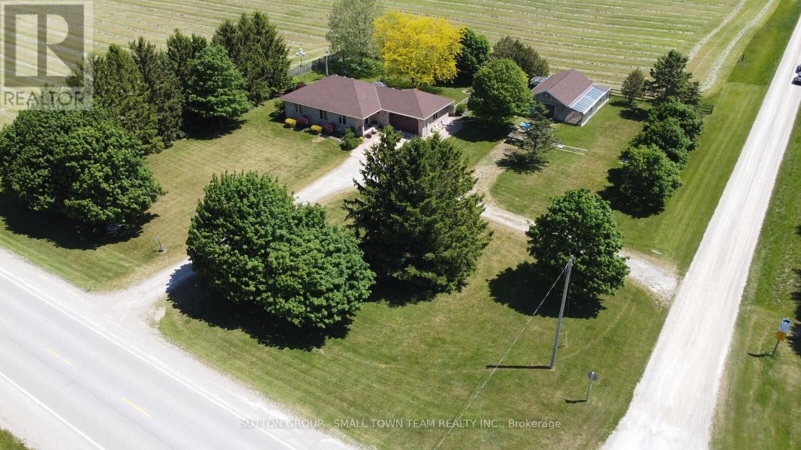 Property Photo:  69612 Bronson Line  ON N0M 1N0 