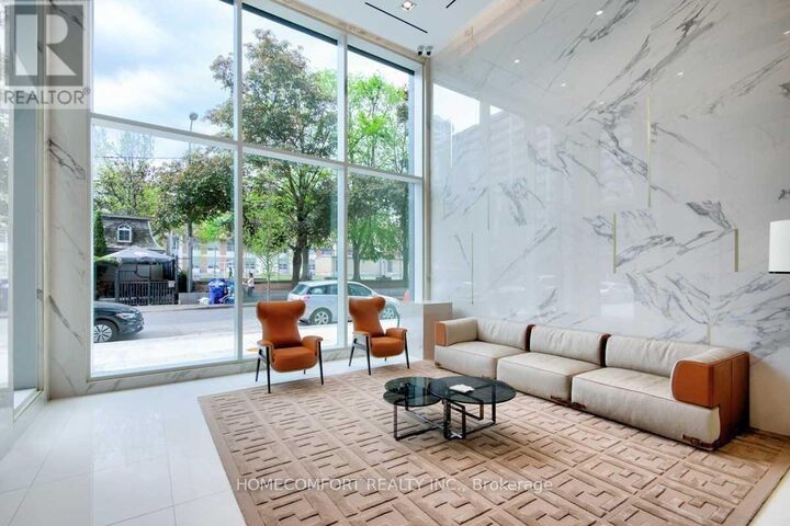 Property Photo:  85 Wood Street 621  ON M4Y 0E8 