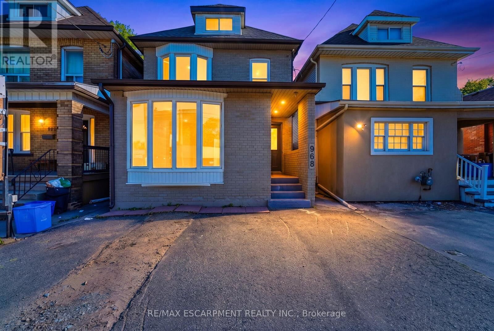 Property Photo: 968 Main Street East ON L8M 1M8