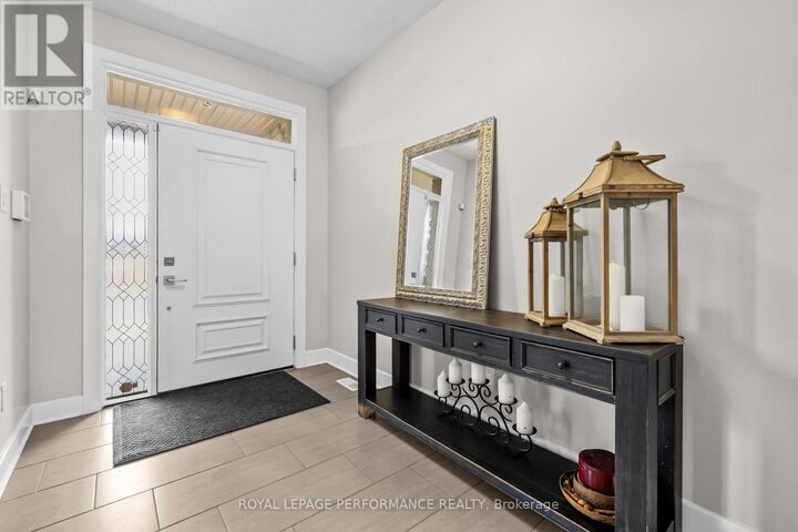 Property Photo:  15 York Crossing  ON K4R 0C4 