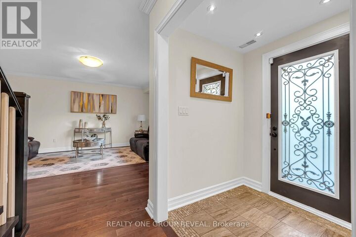 Photo de la propriété:  1490 Islington Avenue  ON M9A 3L5 