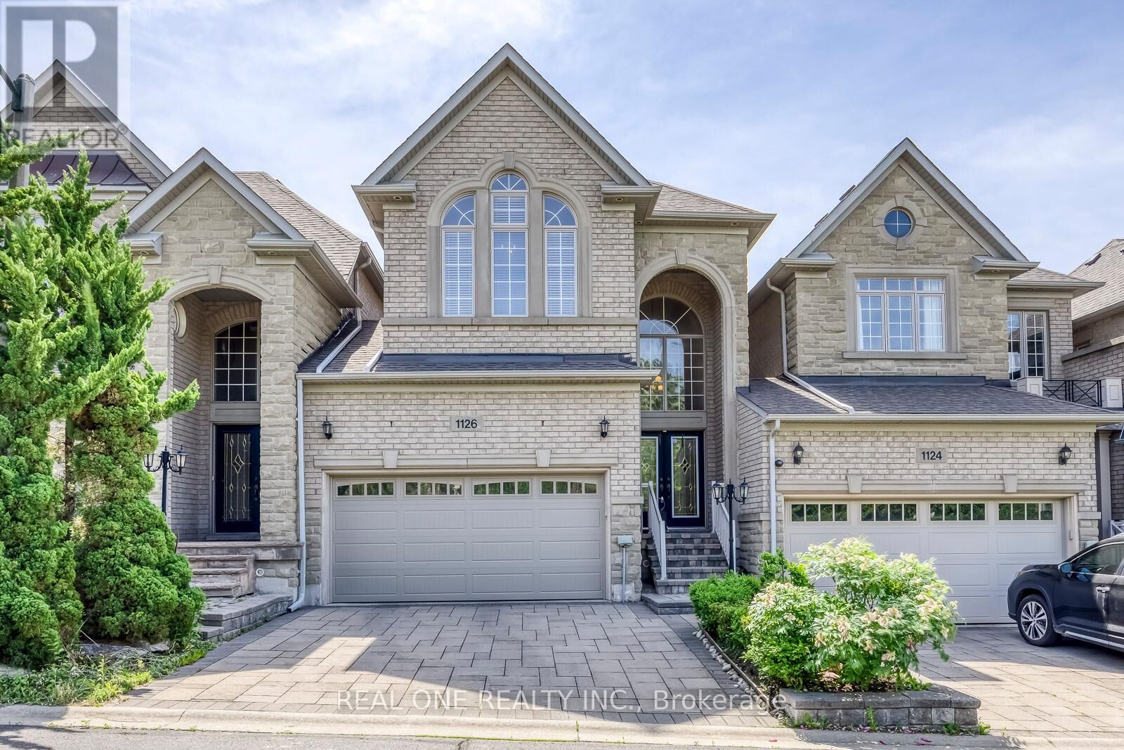 Property Photo: 1126 Woodington Lane ON L6H 7T9