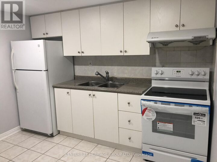 Property Photo: 16 Cartmel Drive ON L3S 1T8