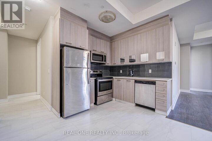 Property Photo:  150 Main Street West 409  ON L8P 1H8 
