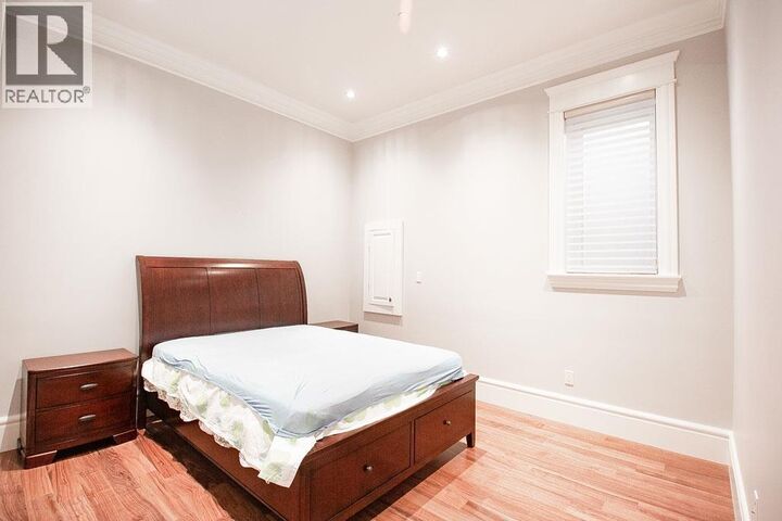 Property Photo:  67xx Yew St, Vancouver  BC V6P 5W1 