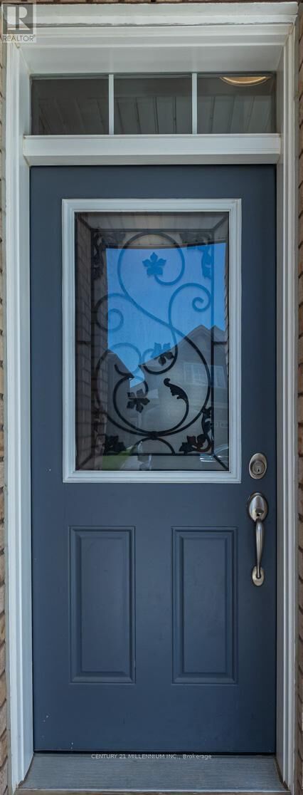 Property Photo:  90 Stedford Crescent  ON L7A 0G4 