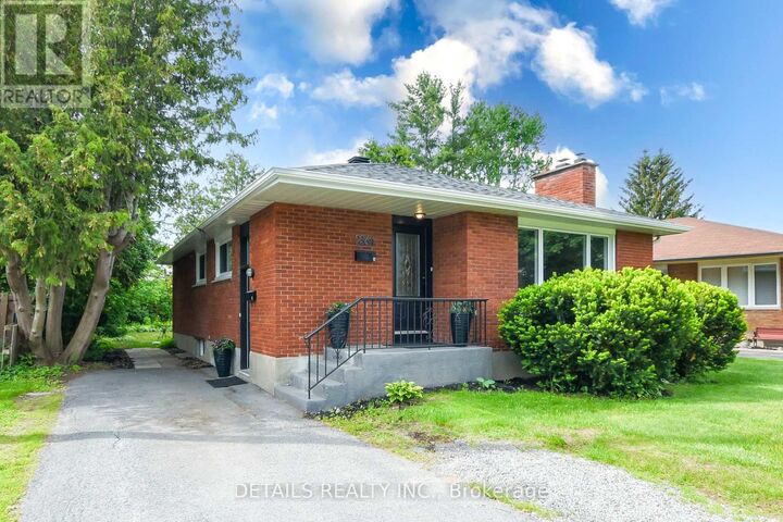 Property Photo: 2364 Cheshire Road ON K2C 1G3