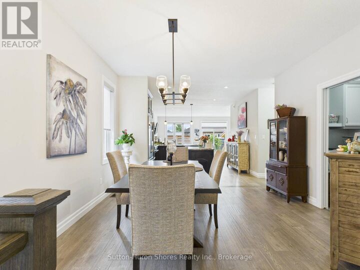 Property Photo:  404 Devonshire Road  ON N0H 2C3 
