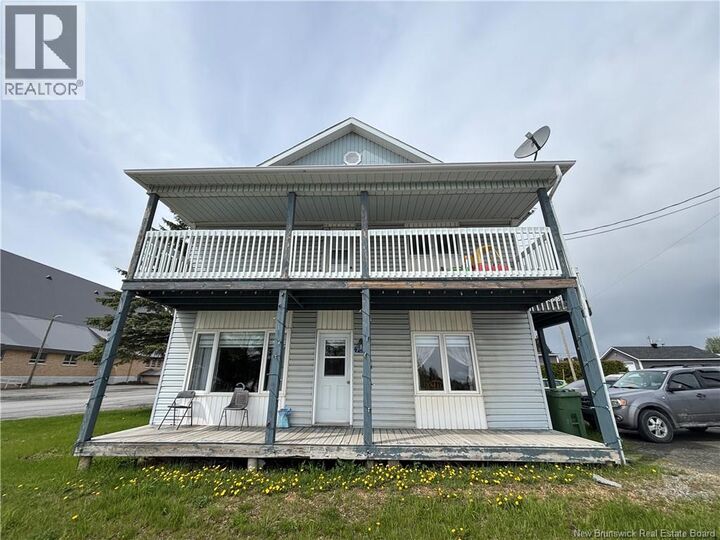 Property Photo:  76 Notre Dame  NB E8B 1H4 