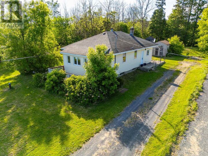 Property Photo: 16587 South County 36 Road ON K0C 1P0