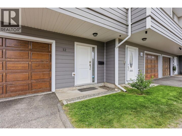Photo de la propriété:  1810 Springhill Drive 12  BC V2E 1P9 