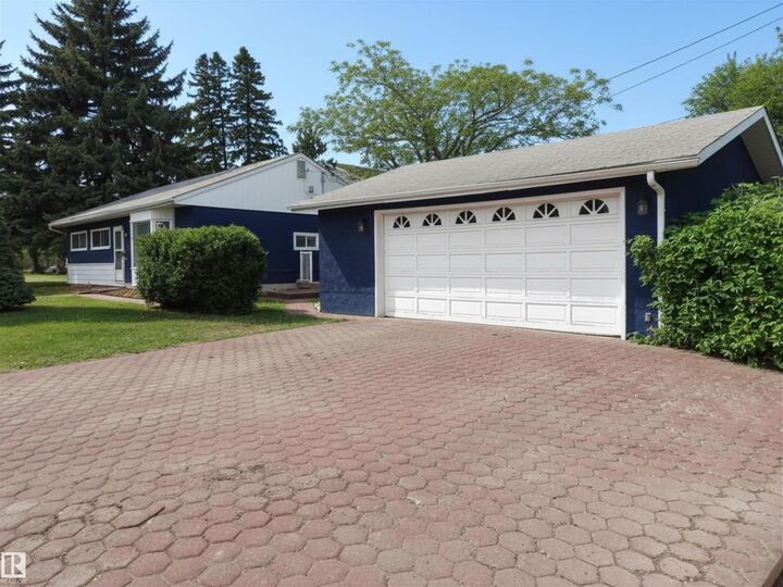 Property Photo: 13208 130th Avenue NW AB T5L 3L7