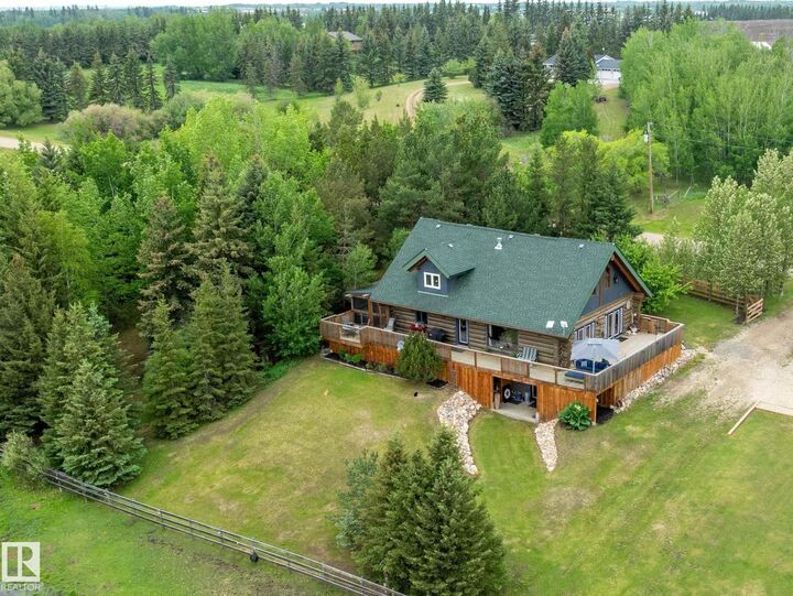 Photo de la propriété:  280 50251 Range Road 234  AB T4X 0L6 