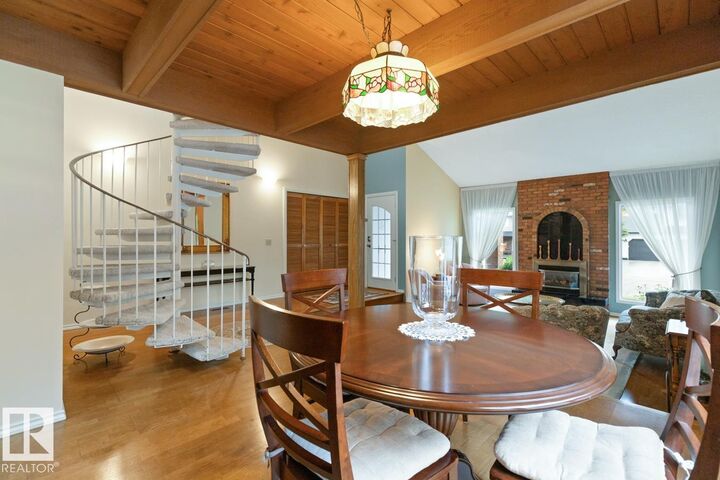 Photo de la propriété:  28 Braeside Crescent  AB T8A 3M8 
