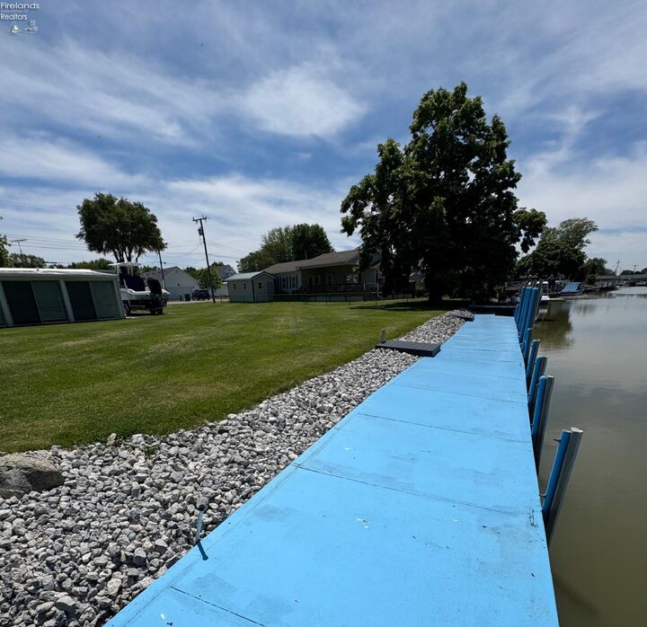 Property Photo: 2825 W Risingsun Road OH 43452