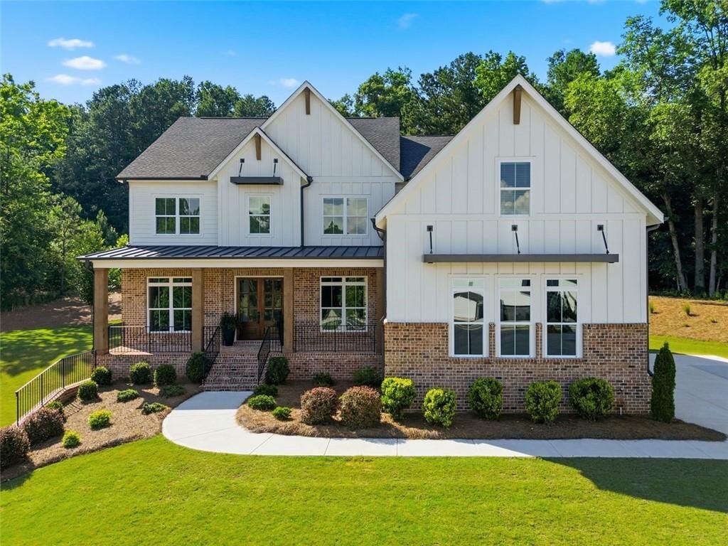 Property Photo:  401 Oakleigh Avenue  GA 30188 