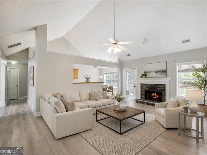 Property Photo: 3865 Morgan Box Court GA 30519