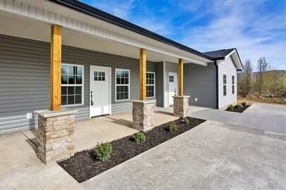 Property Photo:  33 Michigan Lane  TN 37327 