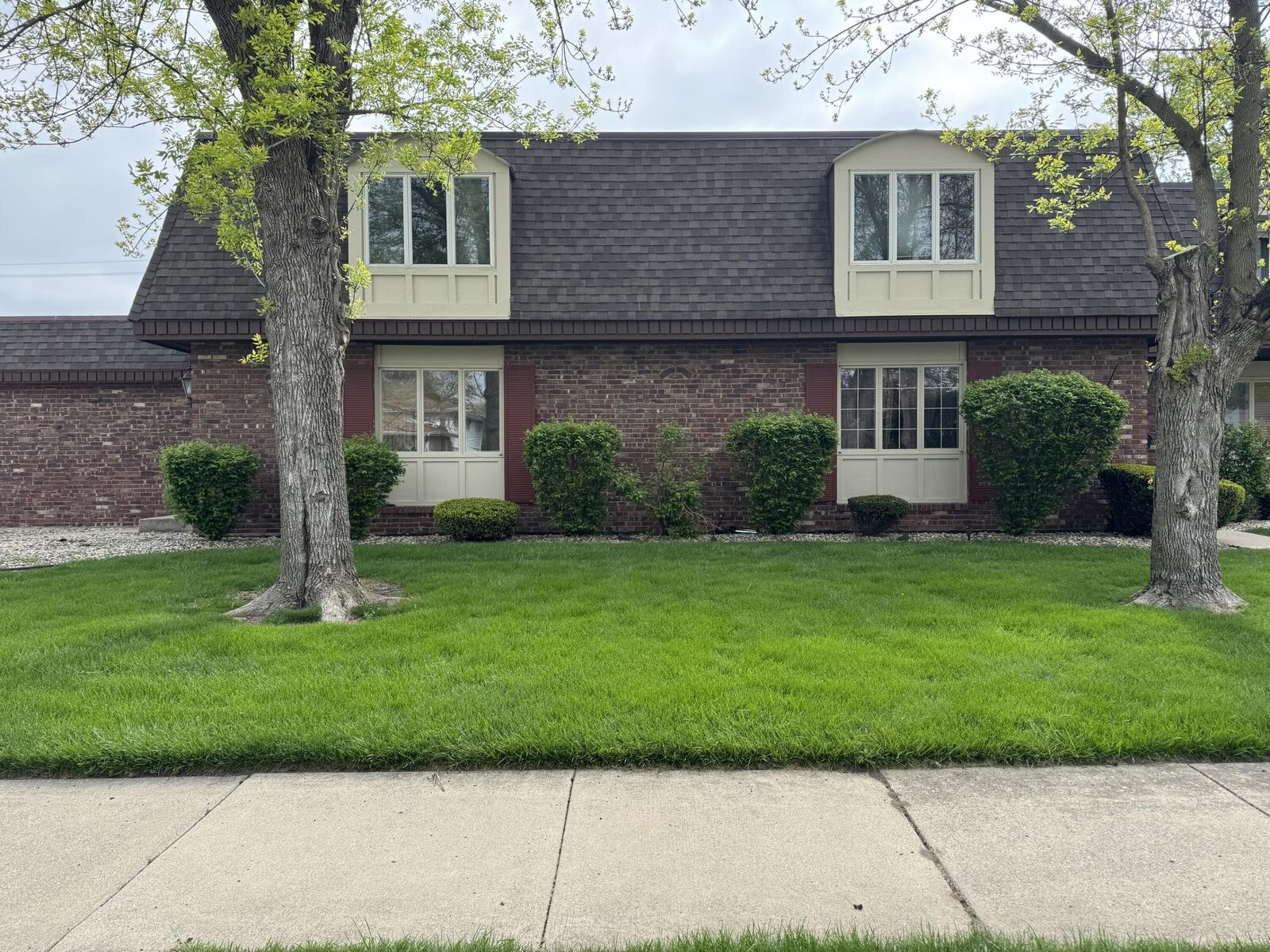 Property Photo:  7933 Jefferson Avenue 4B  IN 46321 
